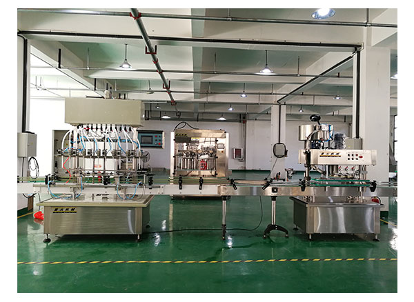 全自動(dòng)蘋果醋液體灌裝機(jī)械